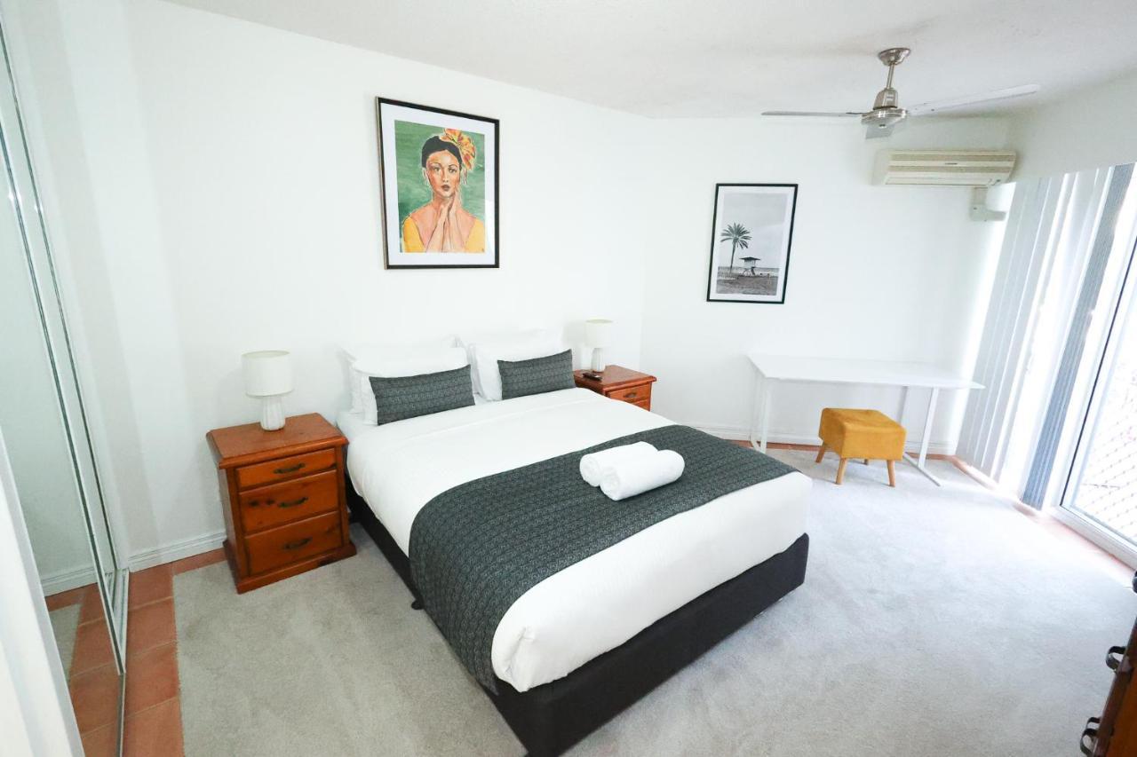 White Crest Apartments Hervey Bay Extérieur photo