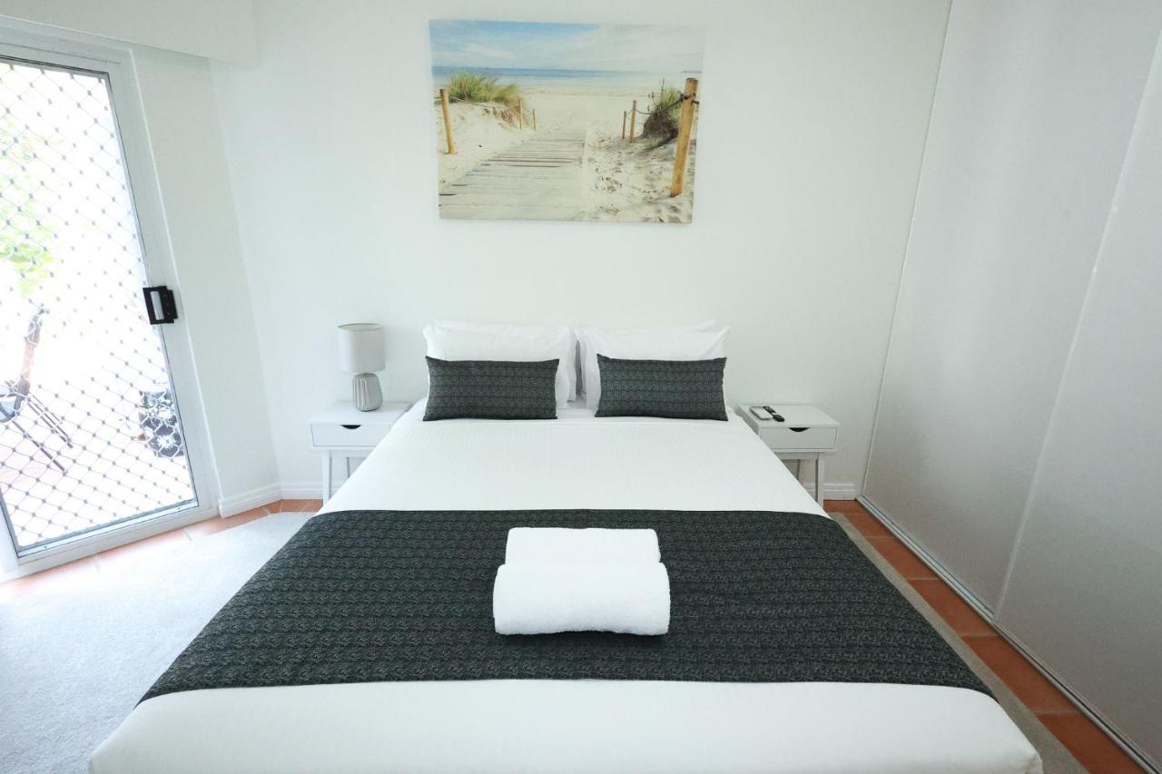 White Crest Apartments Hervey Bay Extérieur photo