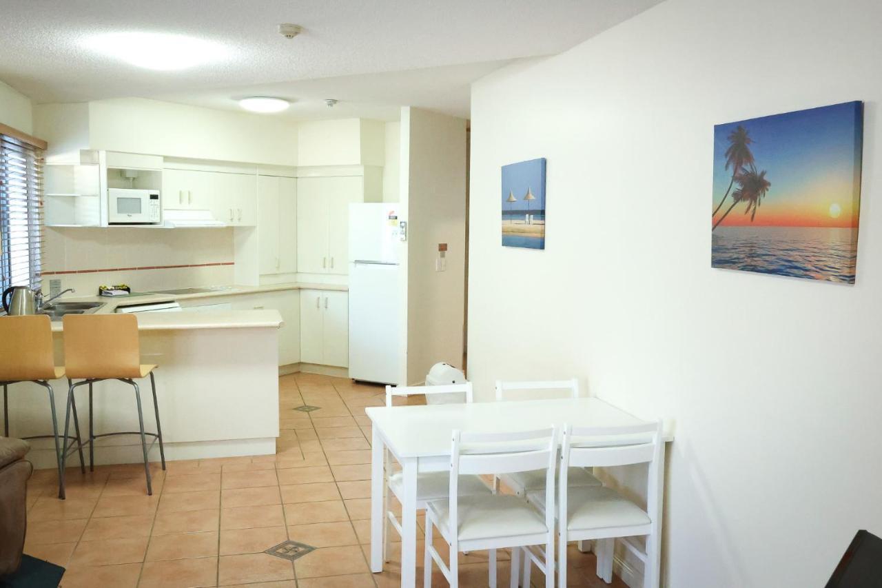 White Crest Apartments Hervey Bay Extérieur photo