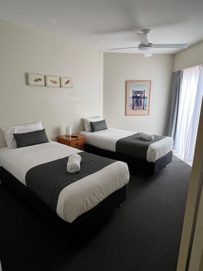 White Crest Apartments Hervey Bay Extérieur photo