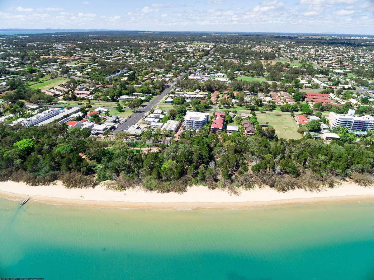 White Crest Apartments Hervey Bay Extérieur photo