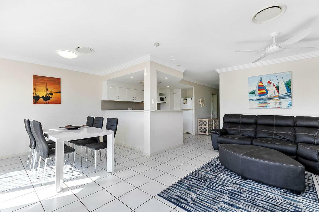 White Crest Apartments Hervey Bay Extérieur photo