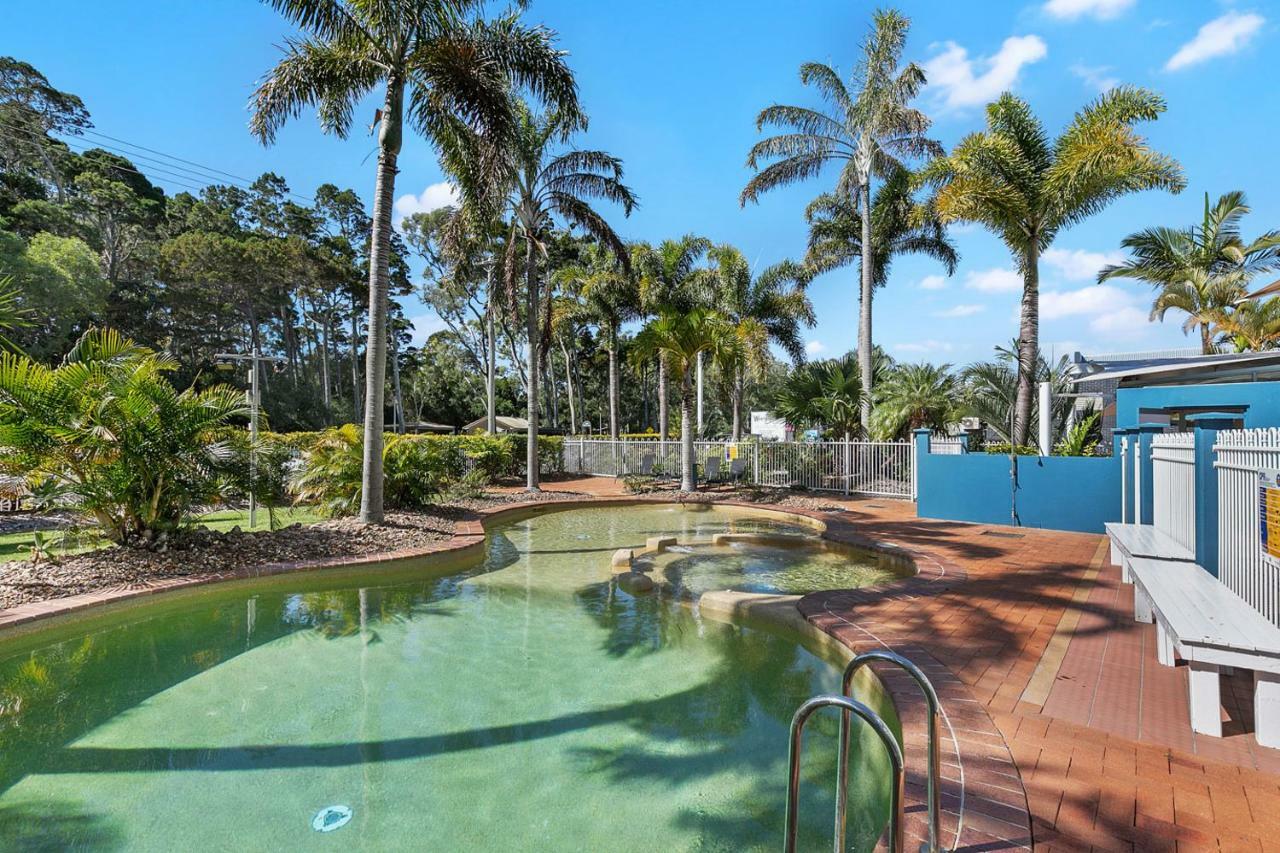 White Crest Apartments Hervey Bay Extérieur photo