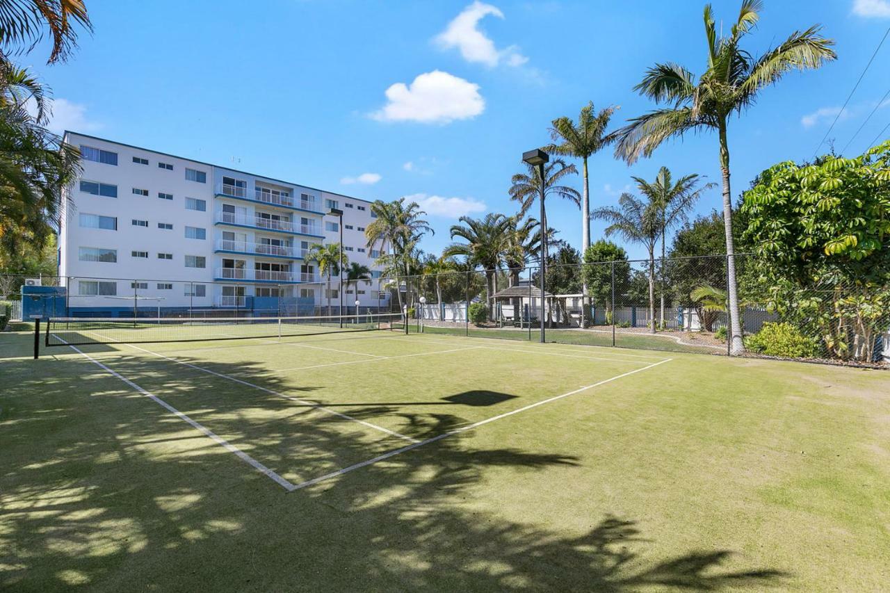 White Crest Apartments Hervey Bay Extérieur photo